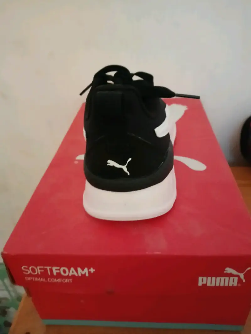 Zapatillas deportivas negras Puma - 2