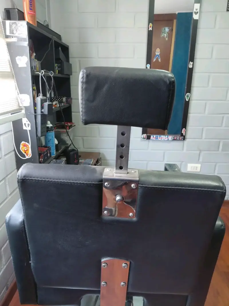 Silla de barbería negra - 2