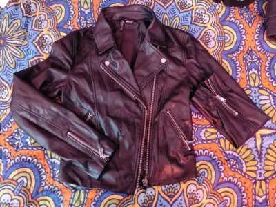 Chaqueta biker negra - miniatura 1