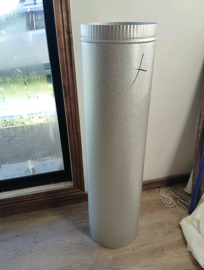 Tubo metálico para ventilación