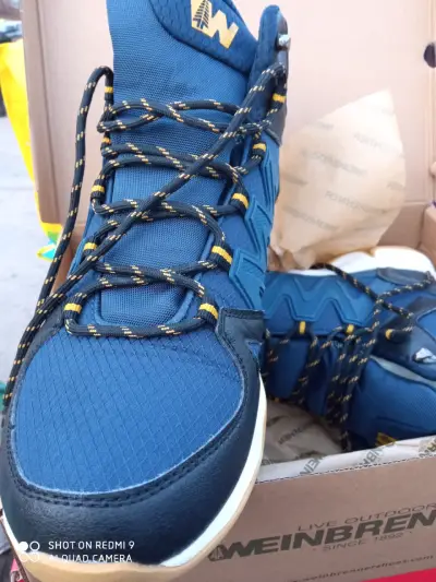 Zapatillas outdoor azul Weinbrenner - miniatura 1