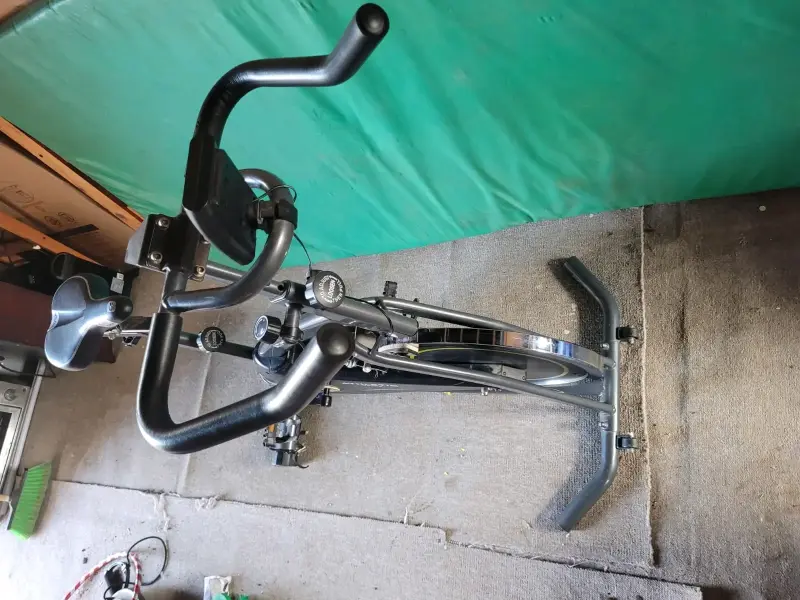 Bicicleta estática - 3