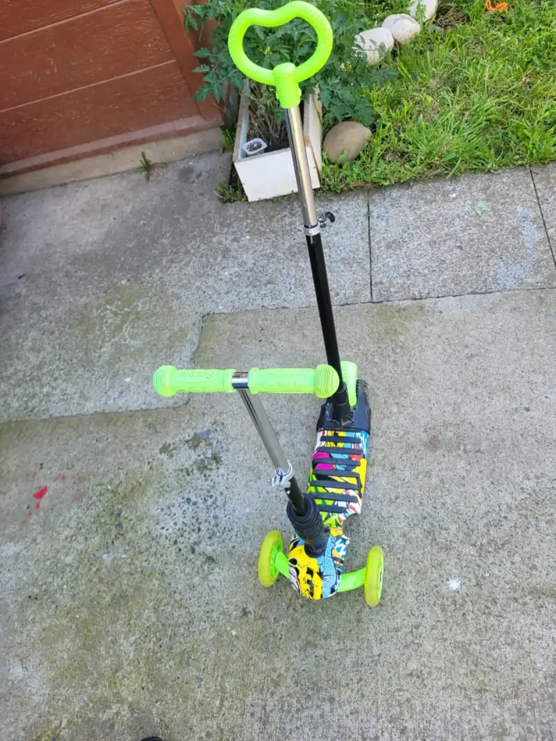 Scooter infantil color verde - 3
