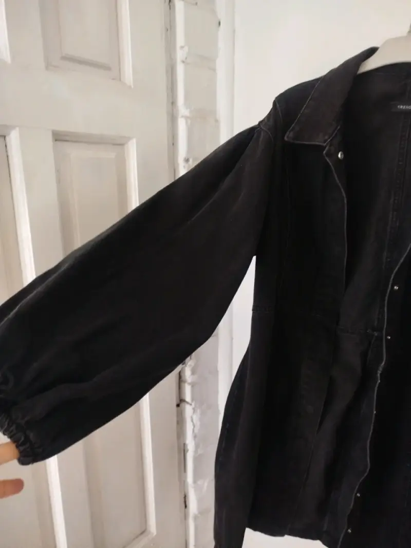 Chaqueta larga negra Trendyol Talla 40 - 2