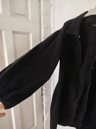 Chaqueta larga negra Trendyol Talla 40 - miniatura 2