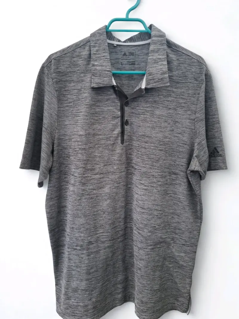 Polera gris Adidas para hombre - 1