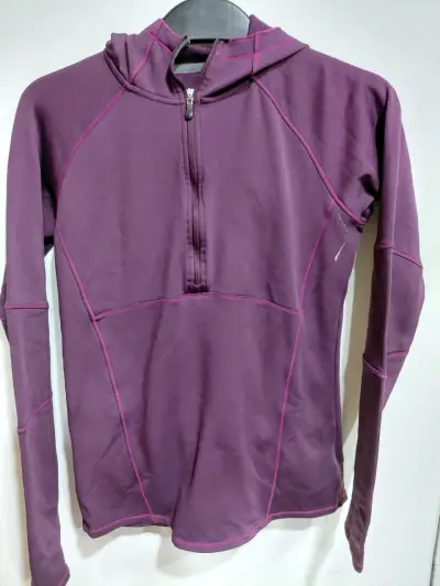 Polerón deportivo morado con capucha - miniatura 2