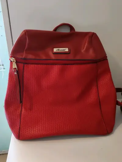 Mochila roja Mermaid - miniatura 1