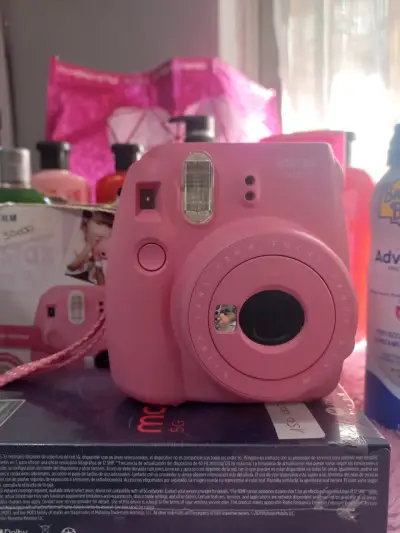 Cámara instantánea rosa Instax Mini 9 - miniatura 1