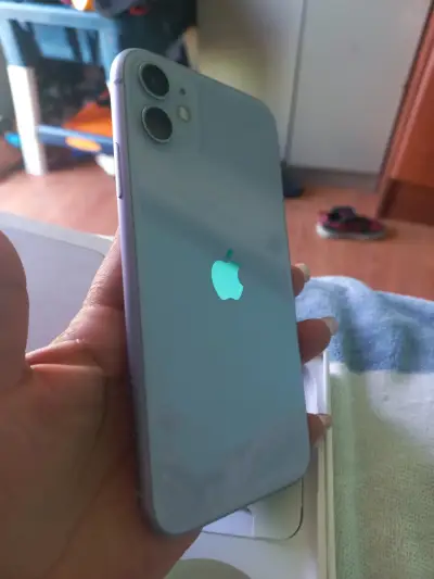iPhone 11 con caja - miniatura 5