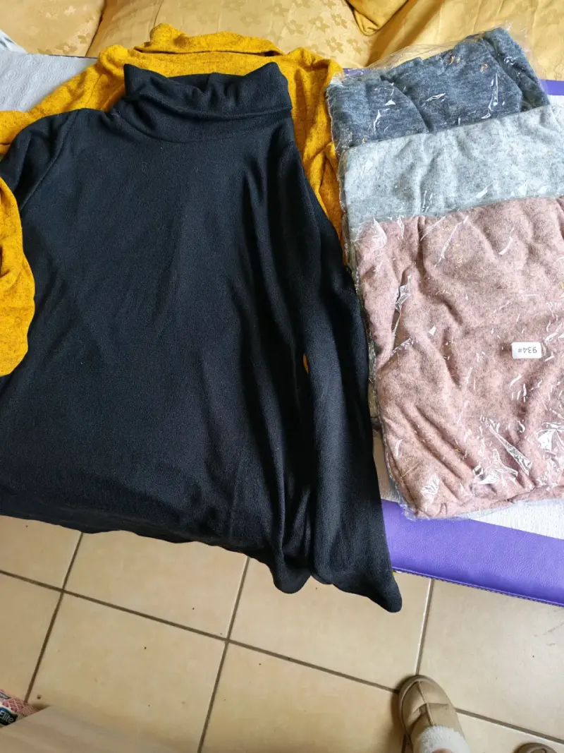 Lote de sweaters variados - 2