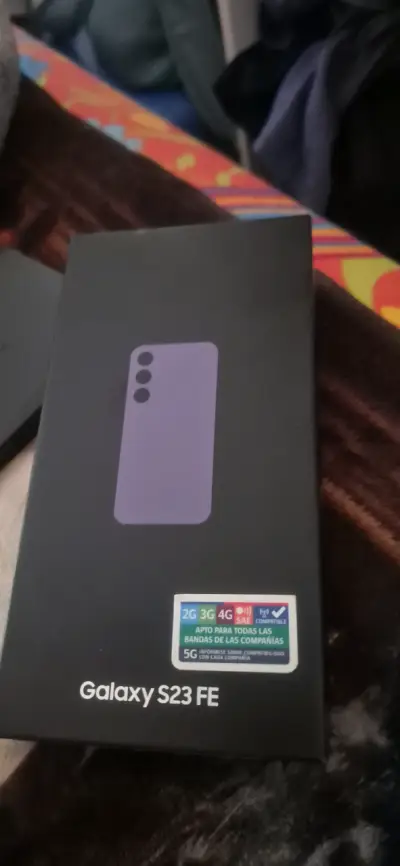 Galaxy S23 FE  poco uso en caja - miniatura 2