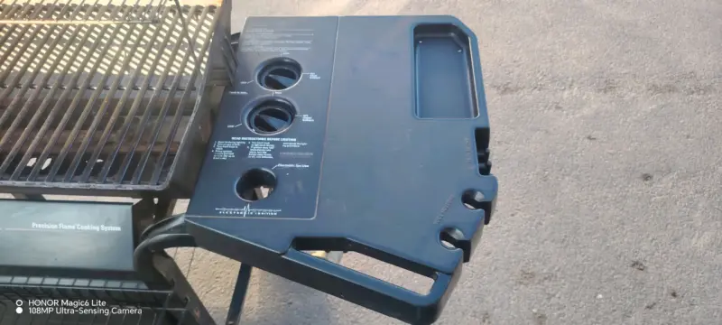 Parrilla a gas  con ruedas - 3