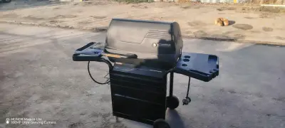 Parrilla a gas  con ruedas - miniatura 5