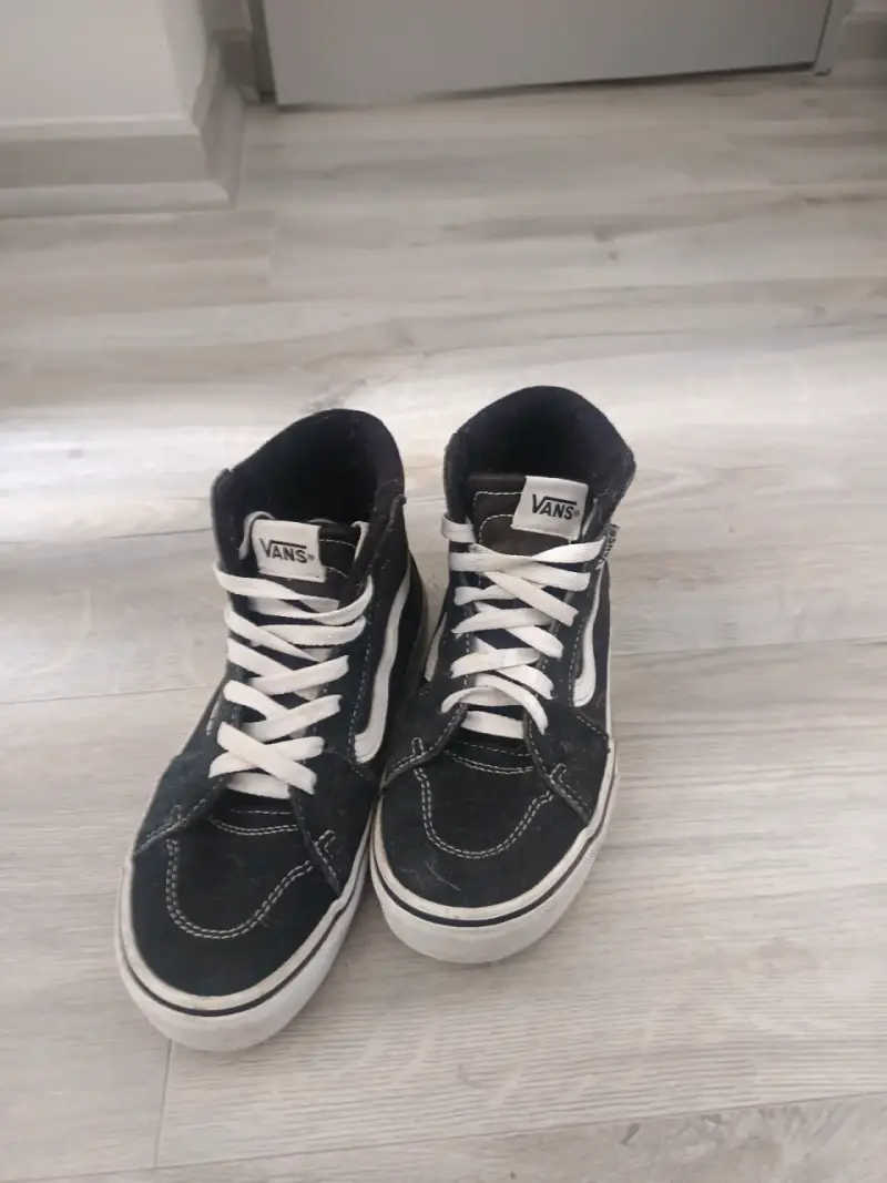 Zapatillas altas animal print Zara y botines Vans - 5