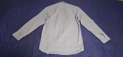 Camisa morada de hombre - miniatura 5
