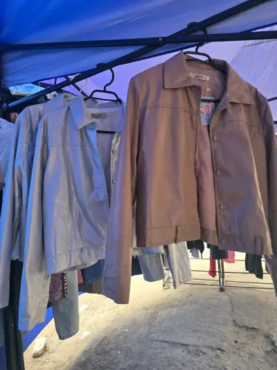 Chaquetas de cuero sintético - miniatura 1