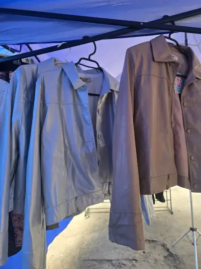 Chaquetas de cuero sintético - miniatura 2