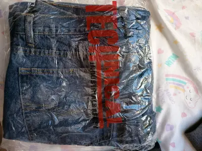 Jeans azul clásico - miniatura 3