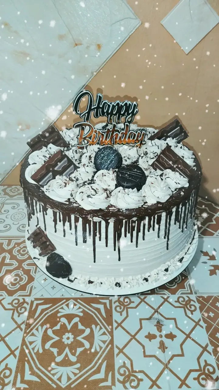 Torta de cumpleaños decorada - 1