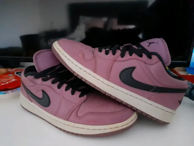 Zapatillas deportivas rosadas - 1