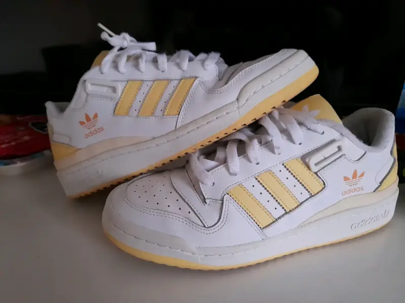Zapatillas deportivas rosadas - 2