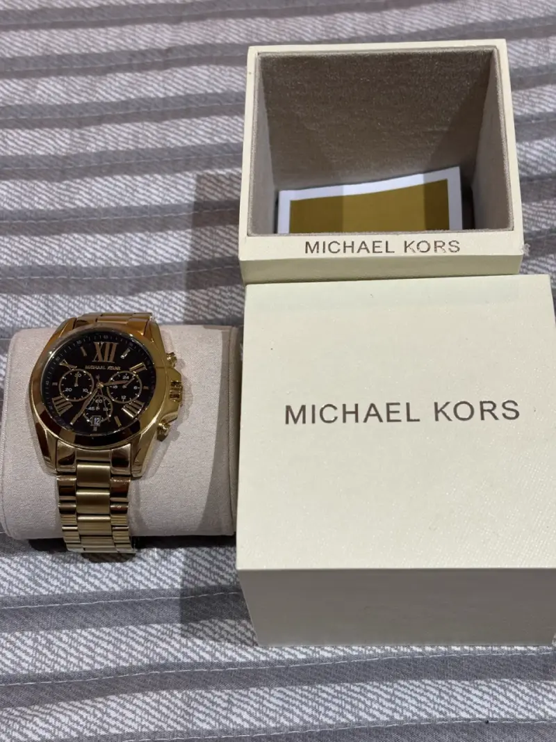 Reloj dorado Michael Kors - 1