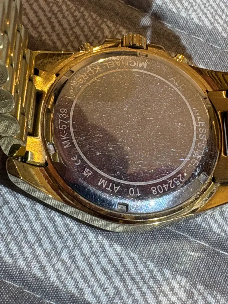 Reloj dorado Michael Kors - 5