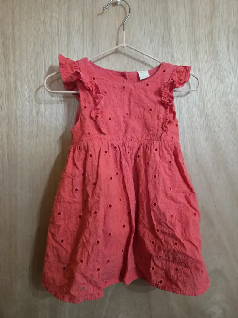 Vestido coral de niña - 1