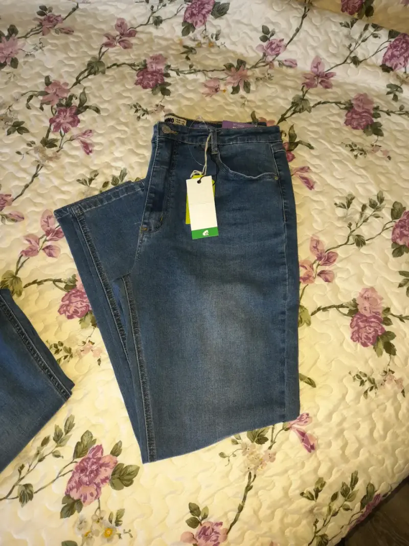 Jeans azul nuevos con etiqueta - 3