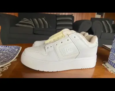Zapatillas blancas DC mujer - miniatura 1