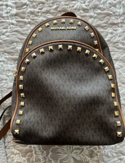 Mochila Michael Kors con tachas - miniatura 1