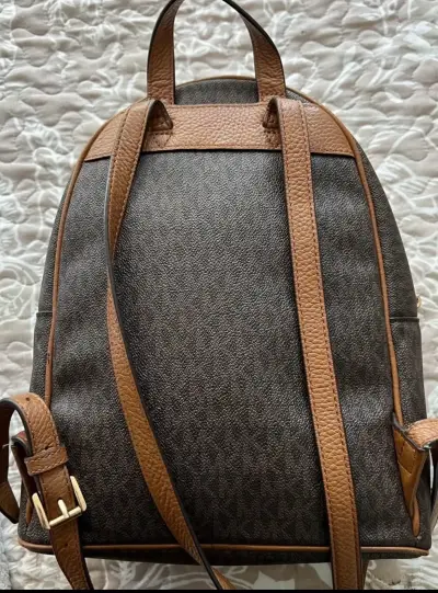 Mochila Michael Kors con tachas - miniatura 2