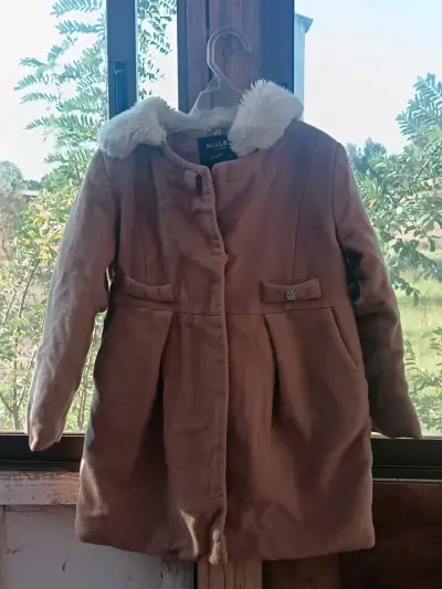 Chaqueta de invierno naranja con capucha - miniatura 2