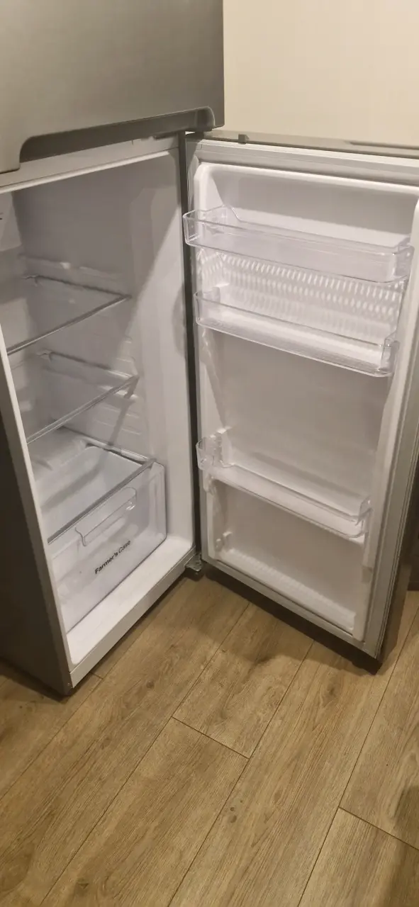 Refrigerador Daewoo plateado - 2