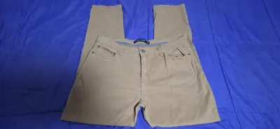 Pantalón beige casual hombre - miniatura 1