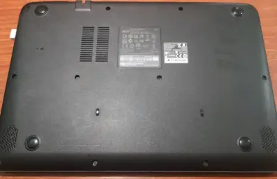 Laptop Acer gris oscuro - miniatura 3