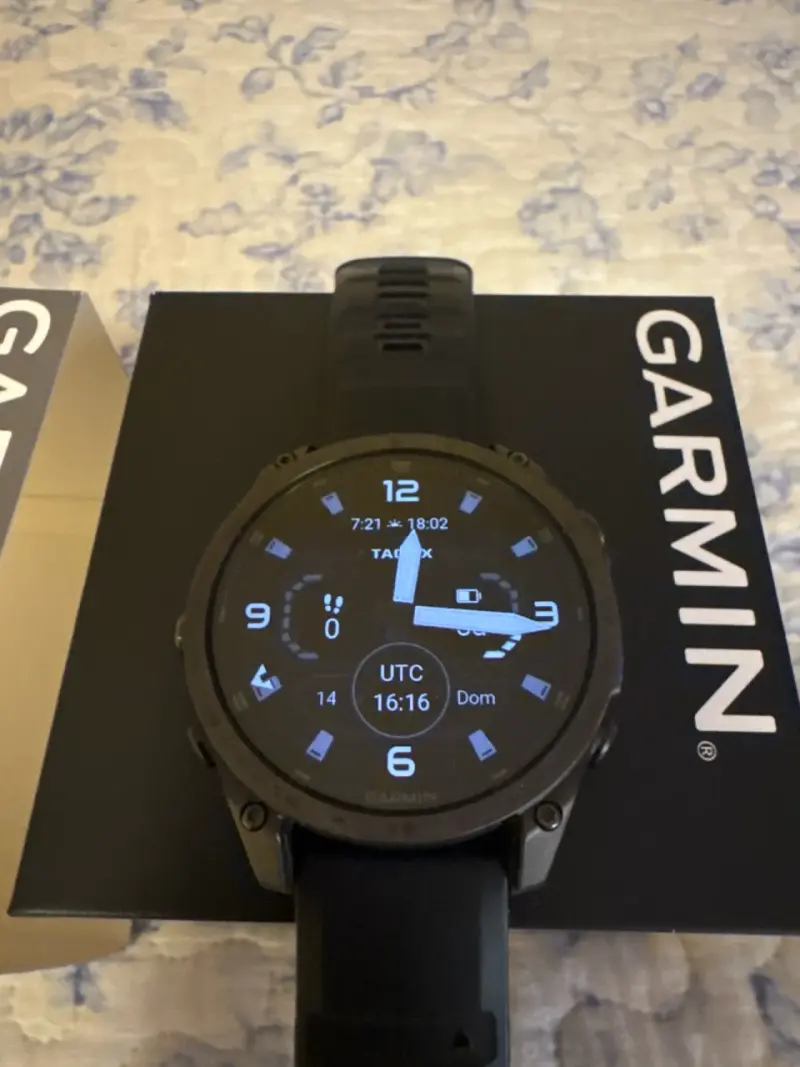 Reloj Garmin Tactix 8 AMOLED - 4