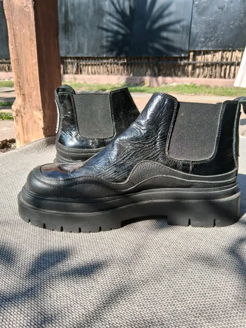 Botines negros de cuero - 4