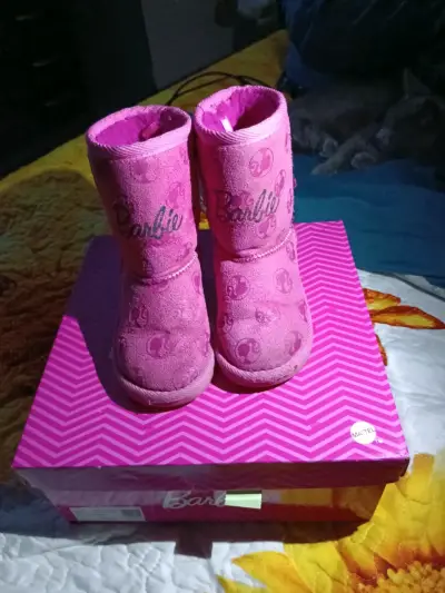Botas infantiles Barbie fucsia - miniatura 1