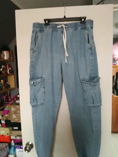 Pantalones cargo de mezclilla - miniatura 2