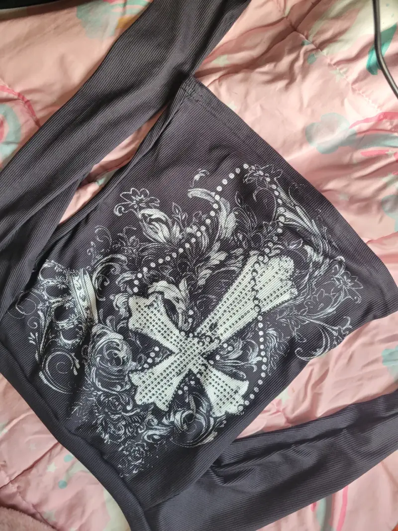 Polera manga larga estampada - 1