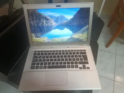 Notebook Sony Vaio plateado - miniatura 1