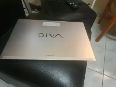 Notebook Sony Vaio plateado - miniatura 3