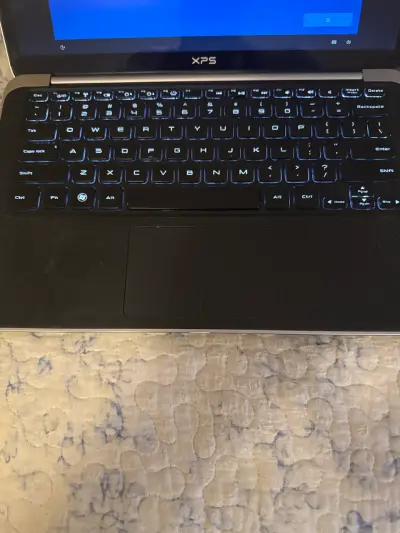 Laptop Dell XPS 13 plateado - miniatura 4