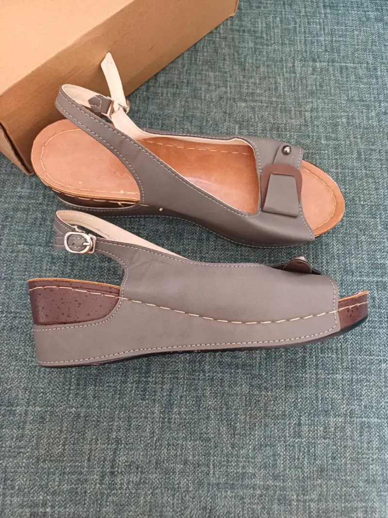 Zapatos planos gris y marrón - 2