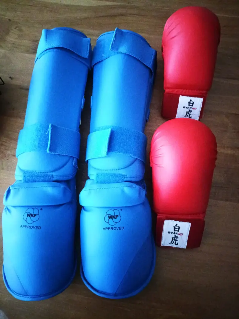 Equipo de protección para artes marciales - 1