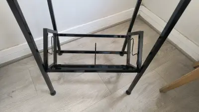 Mesa auxiliar para vinilos - miniatura 3