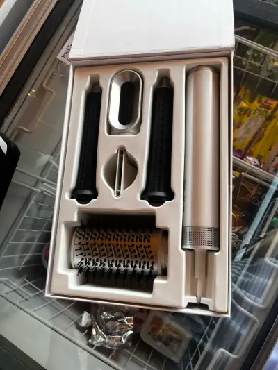 Cepillo moldeador de cabello - miniatura 1