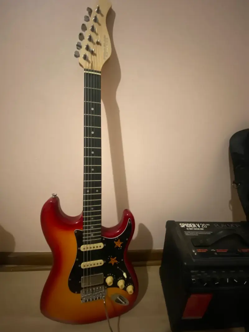 Guitarra eléctrica con amplificador y bolso - 6